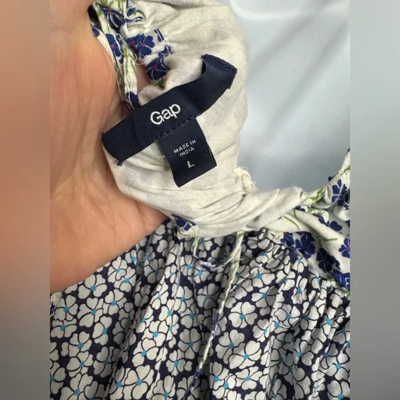 Floral tiered Maxi Dress in Blue and White - Picture 6 of 8